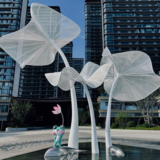 Lightweight Natural Lotus Leaf Sculpture 